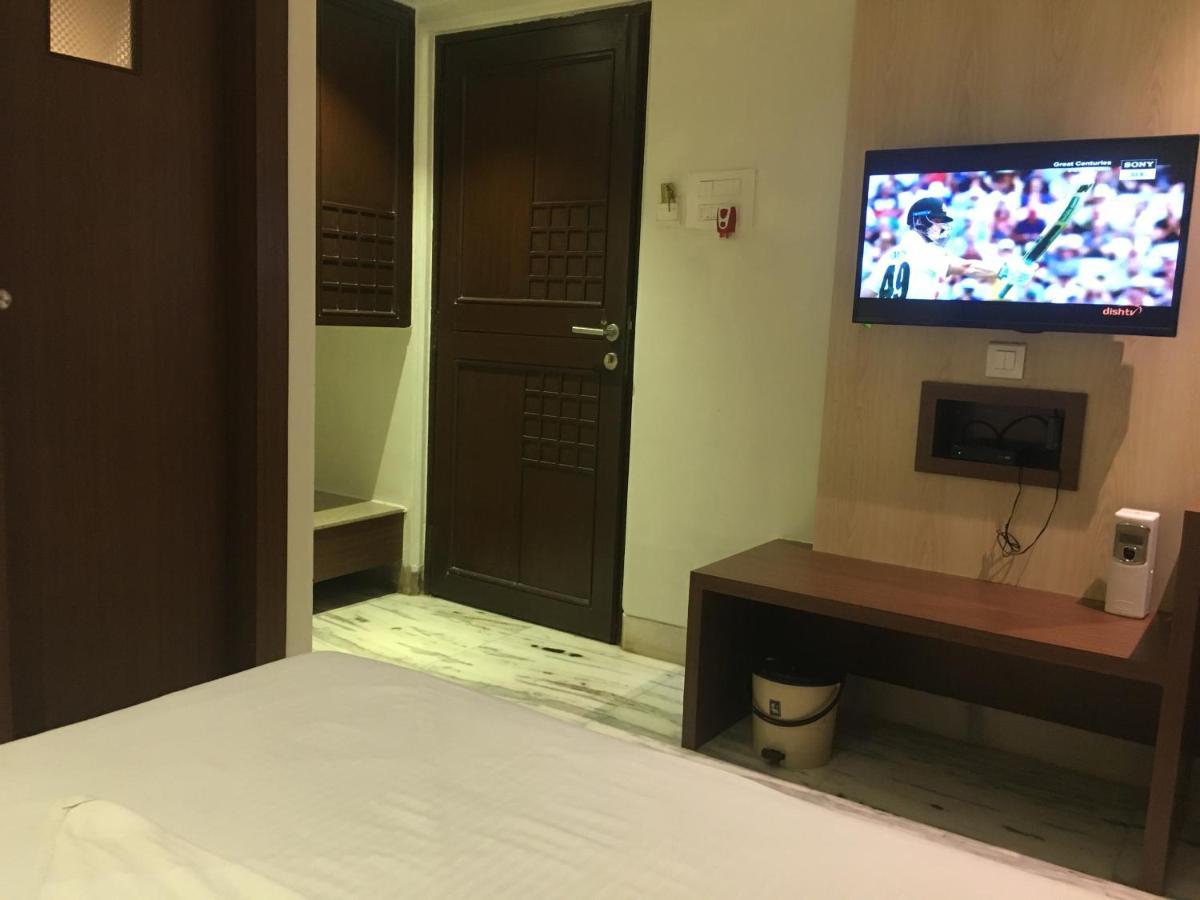 Pravasi Residency Villa Thána Kültér fotó