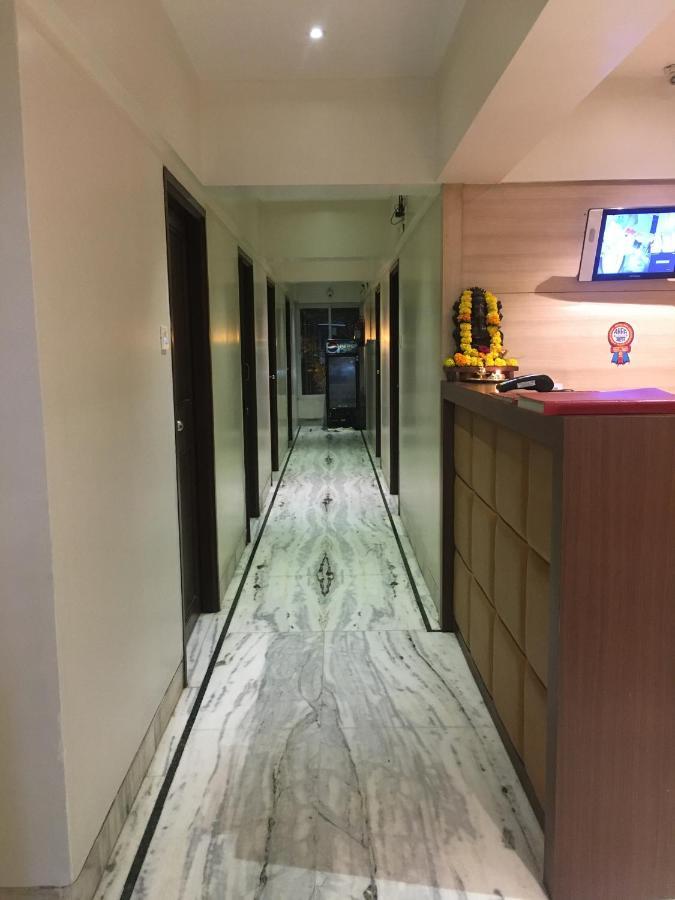 Pravasi Residency Villa Thána Kültér fotó