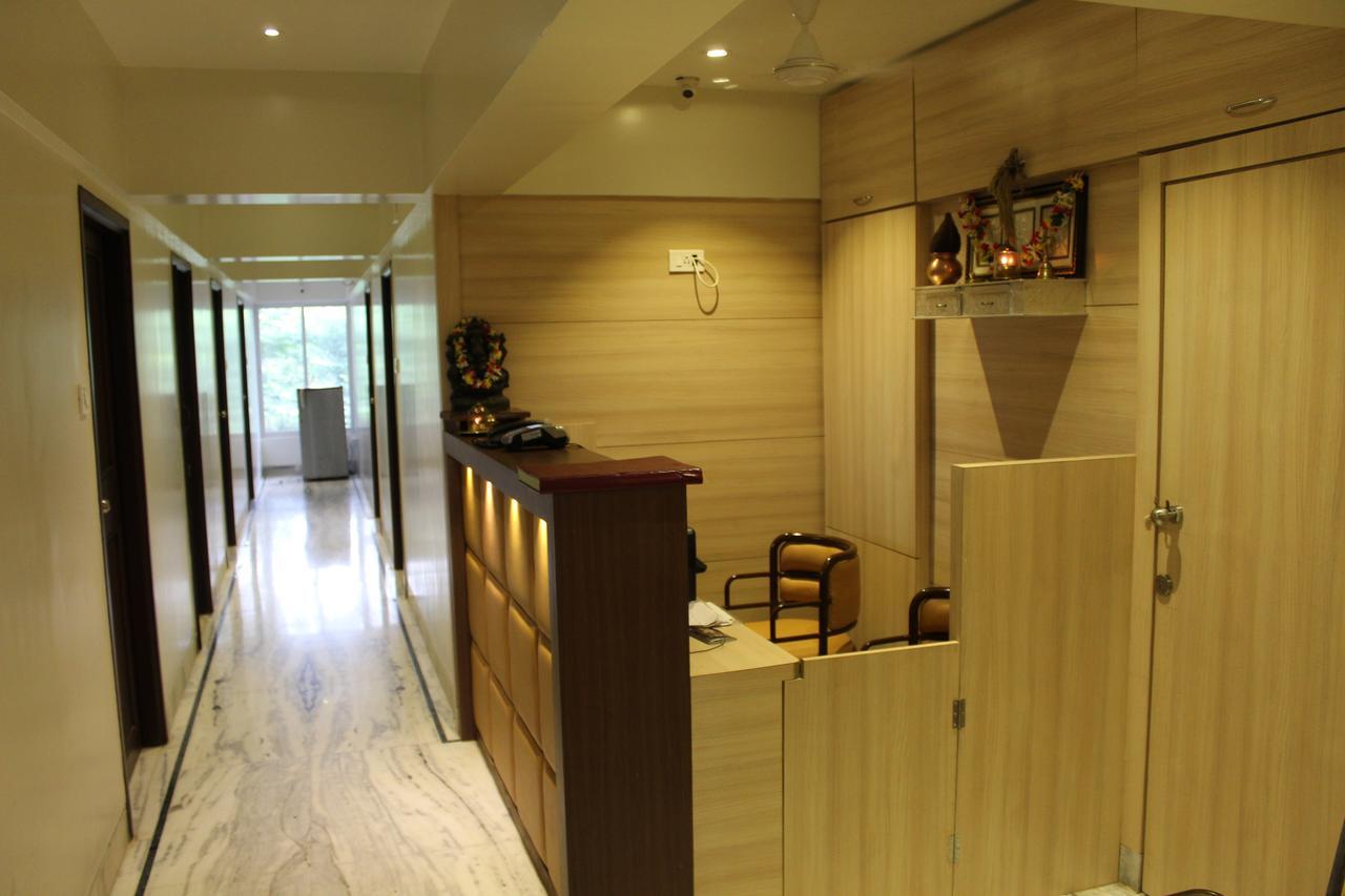 Pravasi Residency Villa Thána Kültér fotó